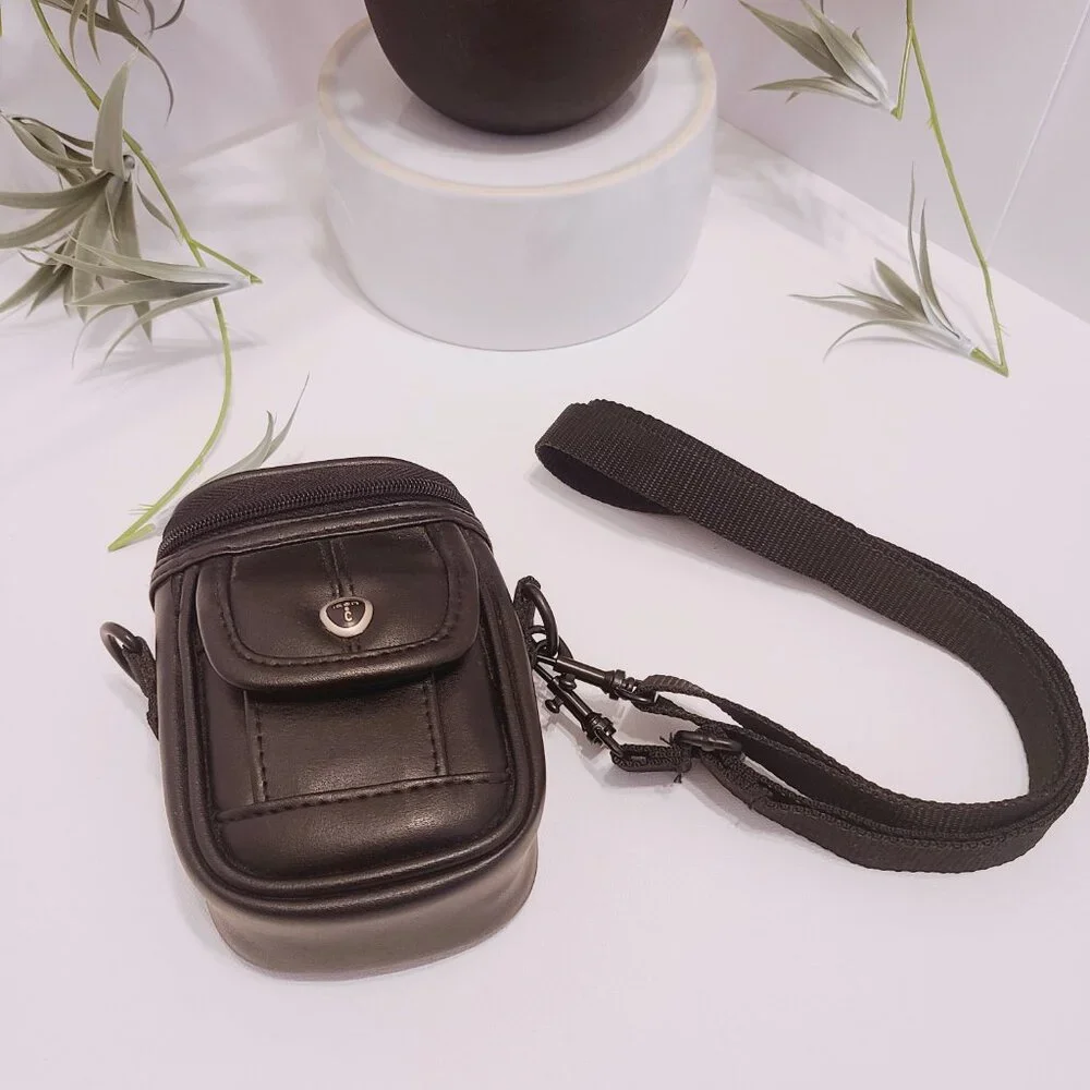 Icon Black Faux Leather Vintage Digital Camera Pouch - Picture 4 of 15